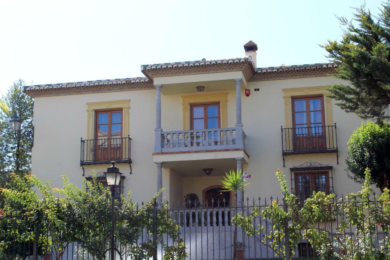 Hotel Boutique La Zubia Екстериор снимка